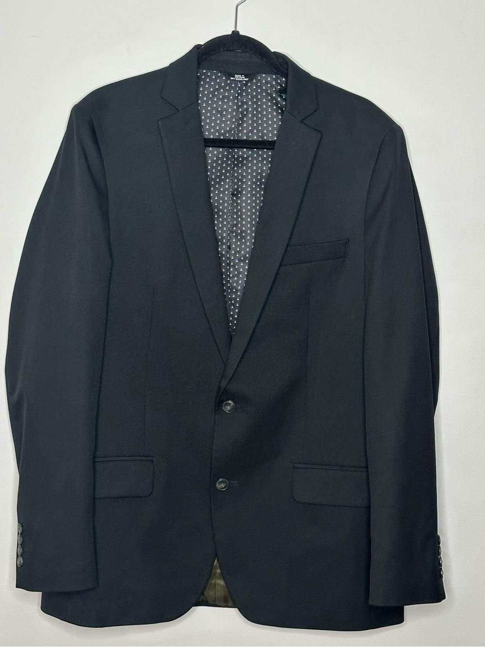 Haggar Men's Black Two-Button Sport Coat Sz 42L Like new